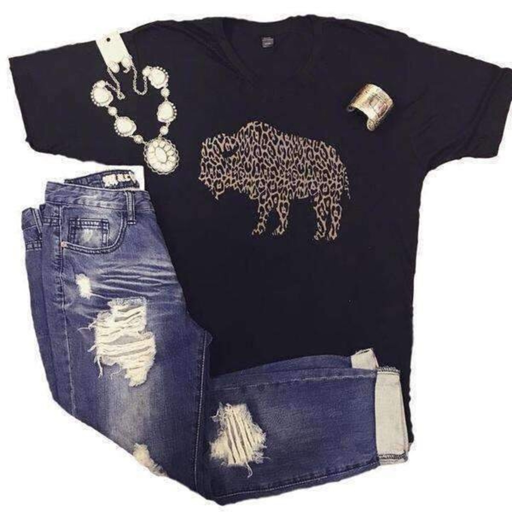 Leopard print bison T-shirt